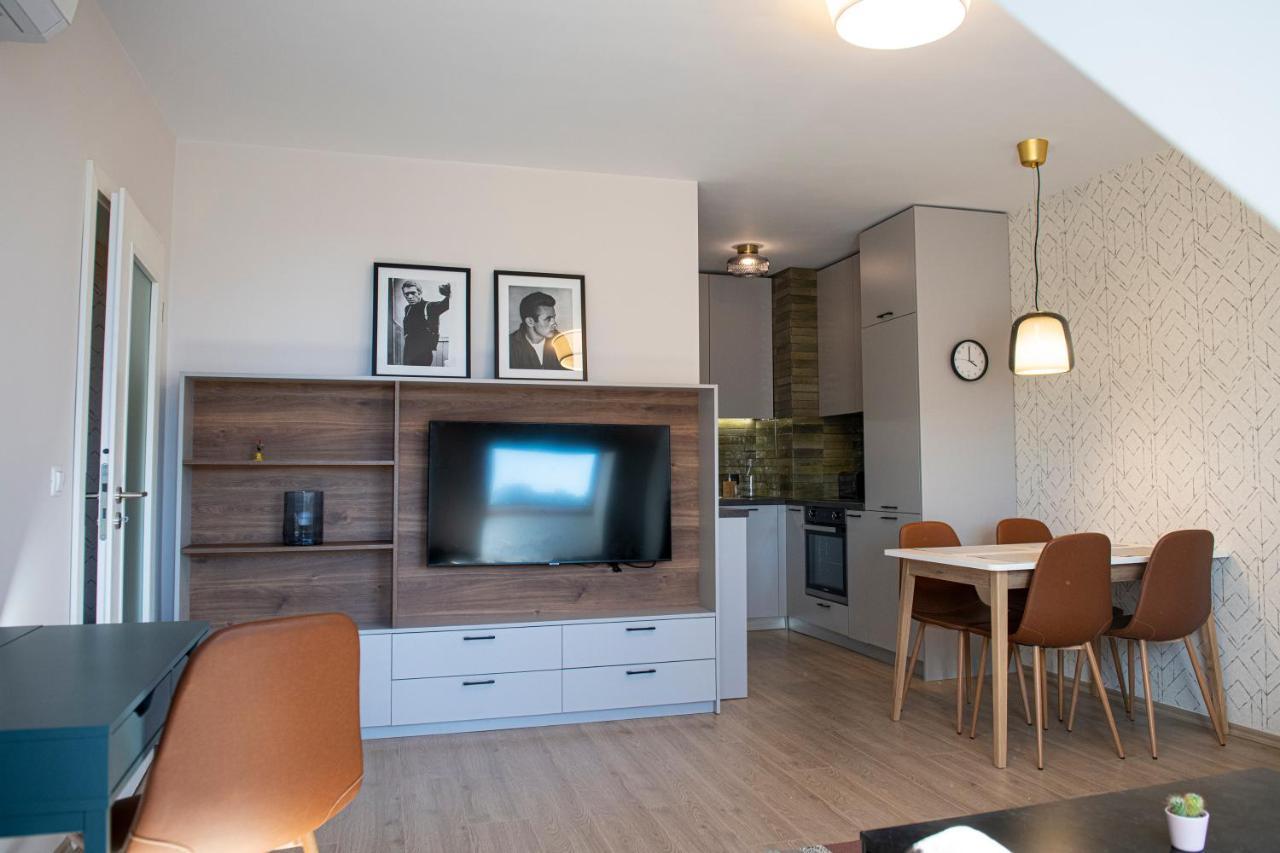 Miami A Lovely City Center 2 Bedrooms Apartment With Private Parking София Екстериор снимка